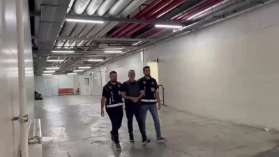 Haluk Levent&rsquo;in elleri kelep&ccedil;eli g&ouml;r&uuml;nt&uuml;s&uuml; ortaya &ccedil;ıktı
