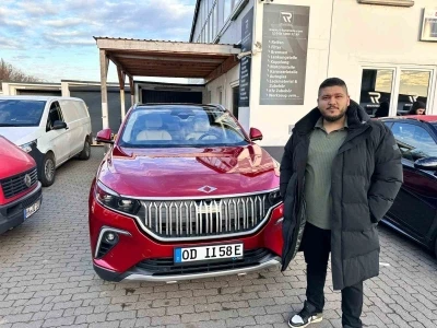 Hamburg&lsquo;daki ilk Togg T10X&rsquo;lerden biri trafikteki yerini aldı
