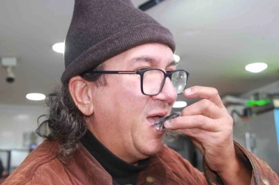 Hamsi 70 liraya düştü, vatandaş sevinçten çiğ yedi
