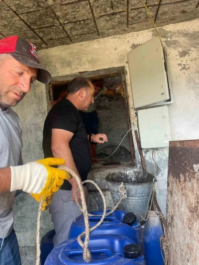 Hanak belediyesi içme suyu deposu temizlendi
