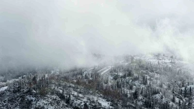 Hand&uuml;z&uuml; Yaylası&rsquo;ndan kar manzaraları
