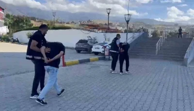 Hapis cezası ile aranan 3 şahıs İskenderun’da yakalandı
