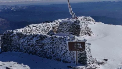 Harikalar diyarı Kazdağları beyaz &ouml;rt&uuml;s&uuml; ile bir başka g&uuml;zel
