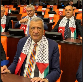 Hasan &Ouml;zt&uuml;rkmen: T&uuml;rkiye'de hukuksuz işlere imza atan iktidar, meşruiyeti ABD'de arıyor