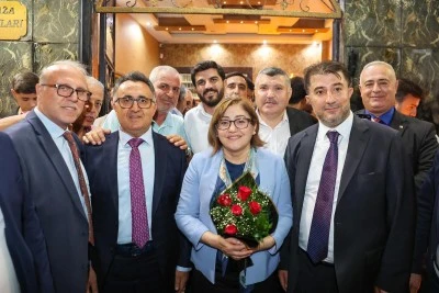 Hasan Teke &quot;Ahde Vefa, Emeğe Saygı&quot; gecesi düzenledi