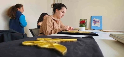 Hask&ouml;y&rsquo;de gen&ccedil;ler filografi sanatıyla hem hobi ediniyor hem meslek &ouml;ğreniyor
