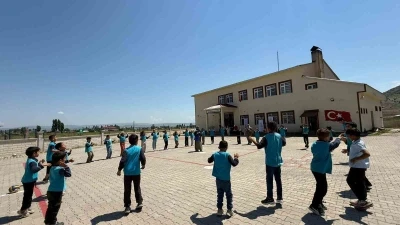 Hask&ouml;y&rsquo;de "Merkezin Her Yerde" coşkusu: &Ouml;ğrenciler sosyal, k&uuml;lt&uuml;rel ve sportif etkinliklerle eğlendi
