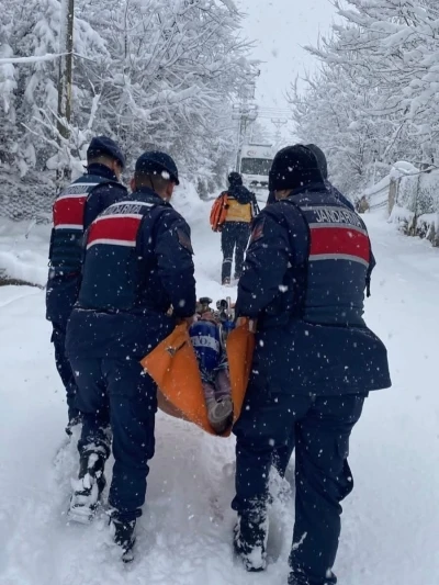 Hasta vatandaşa jandarma ulaştı
