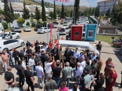Hastaların 300 metrelik zorlu yoluna İskenderun Belediyesi&rsquo;nden ring ara&ccedil;lı &ccedil;&ouml;z&uuml;m
