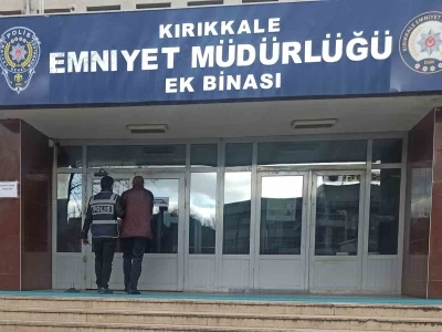 Hastanede g&uuml;venlik g&ouml;revlisinin odasından para ve ziynet eşyası &ccedil;alan şahıs tutuklandı
