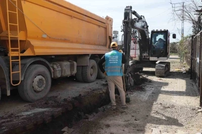 Hatay B&uuml;y&uuml;kşehir Belediyesi,  Payas&rsquo;ta i&ccedil;me suyu şebeke hattını yeniliyor
