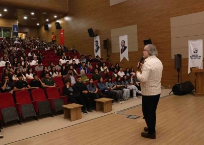 Hatay B&uuml;y&uuml;kşehir&rsquo;den &ouml;ğrencilere sınav motivasyonu desteği
