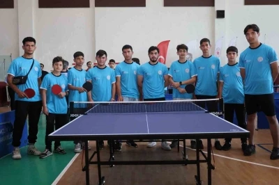 Hatay&rsquo;da 600 &ouml;ğrenci İmam Hatip Spor Oyunlarında ter d&ouml;kt&uuml;
