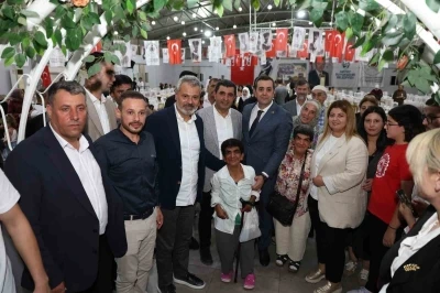 Hatay’da 94 engelli vatandaş umre görevi için kutsal topraklara uğurlandı
