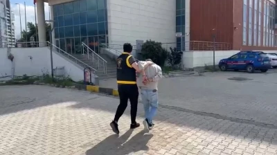 Hatay&rsquo;da aranan 2 şahıs yakalandı
