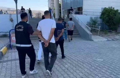 Hatay’da asayiş operasyonu; aranan 5 kişi yakalandı
