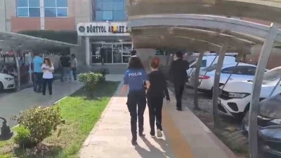 Hatay’da hapis cezası ile aranan 2 kişi yakalandı
