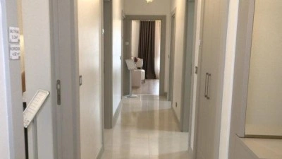 Hatay&rsquo;da konutlar depremzede ailelere teslim edildi: İşte &ouml;rnek daire