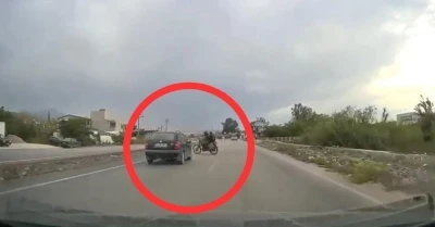 Hatay&rsquo;da motosiklet otomobille &ccedil;arpıştı: 1 &ouml;l&uuml;, 1 yaralı
