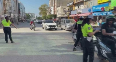 Hatay’da motosiklet sürücüleri denetlendi
