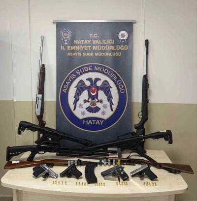 Hatay&rsquo;da ruhsatsız silah operasyonu: 14 ş&uuml;pheli yakalandı
