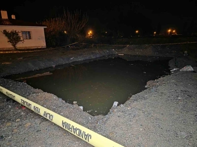 Hatay&rsquo;da su dolu temelin i&ccedil;indeki toplarını almak isterken d&uuml;şen 2 kardeş &ccedil;ocuk &ouml;ld&uuml;
