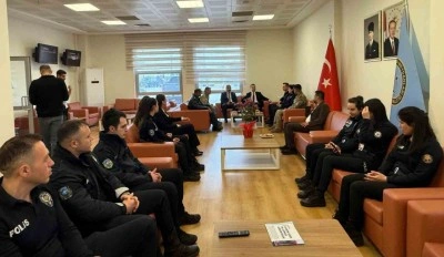 Havalimanında Polis Haftası kutlaması