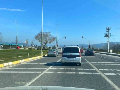 Havran &ouml;l&uuml;m kavşağına ışıklandırma yapıldı
