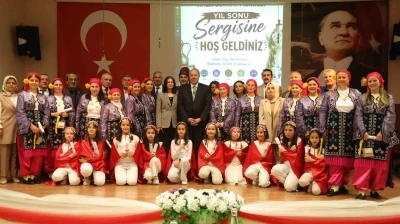 Hayat Boyu &Ouml;ğrenme Haftası kapsamında yılsonu sergisi a&ccedil;ıldı
