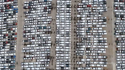 Haydarpaşa Limanı’nda binlerce ithal sıfır araç havadan görüntülendi
