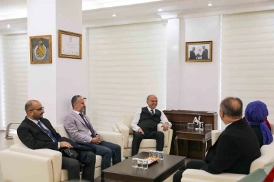 Hayırsever Nursel Metin’den tıbbi cihaz bağışı
