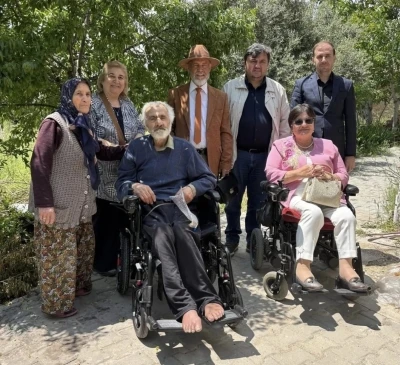 Hayırseverden 5 engelliye bayram hediyesi
