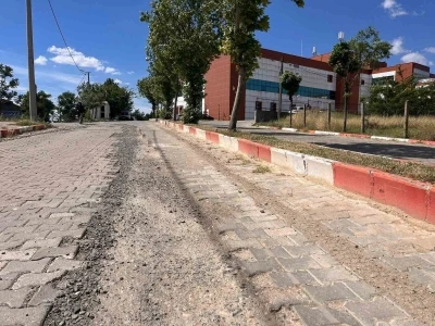 Hayrabolu&rsquo;da bakımsız hastane yolu vatandaşları mağdur ediyor
