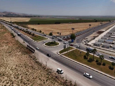 HBB&rsquo;den Antakya ve Arsuz&rsquo;a akıllı trafik d&uuml;zenlemesi
