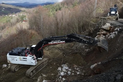 Heyelan alanında &ccedil;alışmalar tamamlandı
