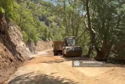 Heyelan nedeniyle kapanan Huzurlu Yaylası yolu yeniden ulaşıma a&ccedil;ıldı