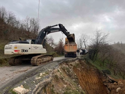 Heyelanlı b&ouml;lgede &ccedil;alışma yapıldı
