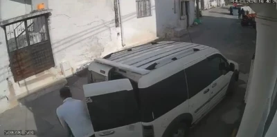 Hırsızlar "Parayı hesaba atacağız" diyerek 295 kilo zeytinyağını &ccedil;aldılar
