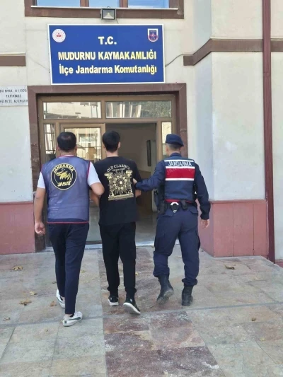 Hırsızlık suçundan 6 yıl 3 ay hapis cezası bulunan şahıs yakalandı
