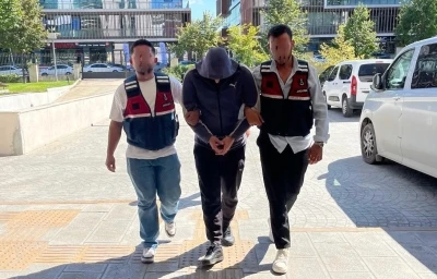 Hırsızlık suçundan 7 yıl hapis cezası bulunan şahıs yakalandı
