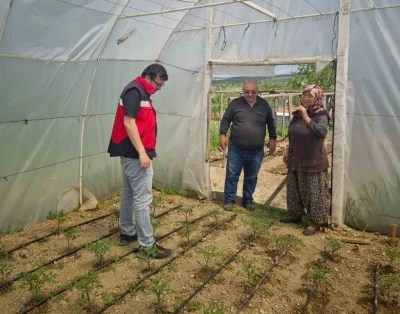 Hisarcık&rsquo;ta &uuml;reticiler sebze yetiştiriciliği konusunda bilgilendirildi
