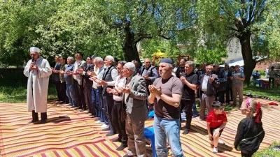Hisarcık Yukarı Yoncaağa&ccedil; k&ouml;y&uuml;nde ş&uuml;k&uuml;r duası d&uuml;zenlendi
