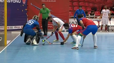 Hokeyde şampiyon yine Gaziantep&rsquo;ten.. Volkan Group şampiyon oldu