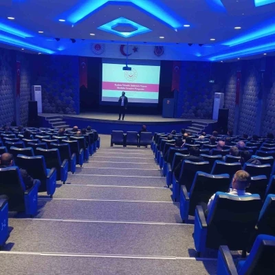 H&uuml;k&uuml;ml&uuml;lere y&ouml;nelik &rsquo;Kadına Şiddetle M&uuml;cadele&rsquo; eğitimi
