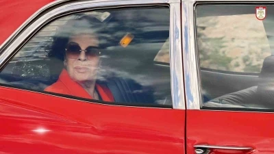 H&uuml;lya Ko&ccedil;yiğit&rsquo;in 50 yıllık film sahnesi Sivas&rsquo;ta yeniden canlandırıldı
