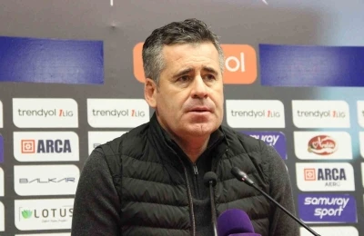 H&uuml;seyin Eroğlu: "Basketbolda bile faul olacak pozisyon VAR&rsquo;dan gelip penaltıya d&ouml;nd&uuml;"

