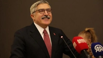 H&uuml;seyin Yayman: Bayrağa uzanan eller kırılır!