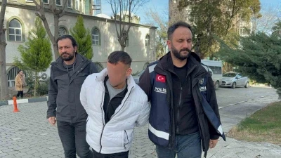 Husumetlisine ateş a&ccedil;tı, başkasını yaraladı
