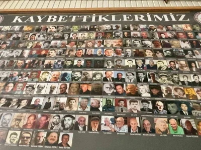 Hüzün ve hatıra yan yana
