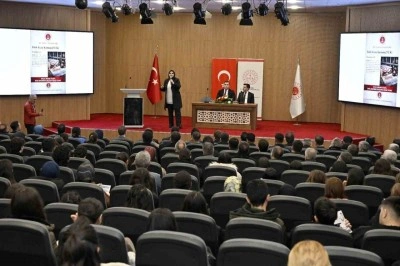 İBAN&rsquo;ların &uuml;&ccedil;&uuml;nc&uuml; kişilere kullandırılmaması i&ccedil;in &ouml;ğrencilere seminer verildi